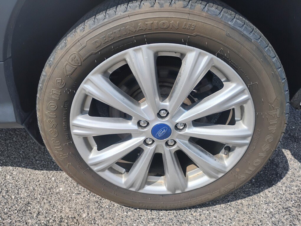 Used 2018 Ford Escape Titanium AWD/4WD image 25