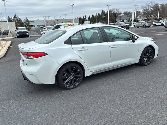 Used 2023 Toyota Corolla SE image 7