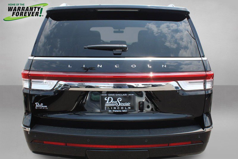 New 2023 Lincoln Navigator Reserve image 6