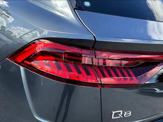 Used 2020 Audi Q8 Prestige image 29