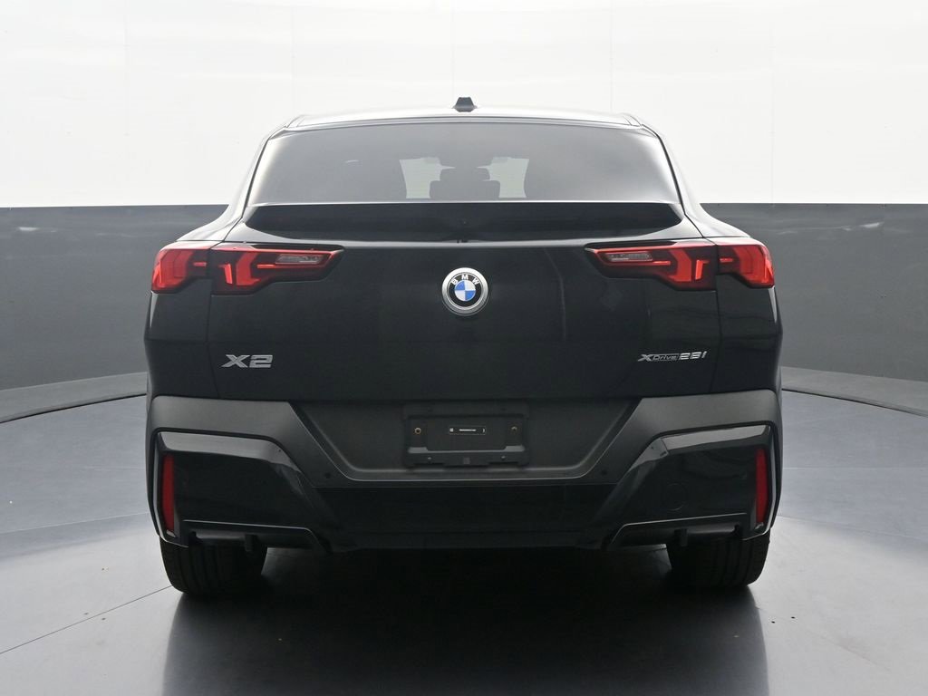 Used 2025 BMW X2 xDrive28i image 6