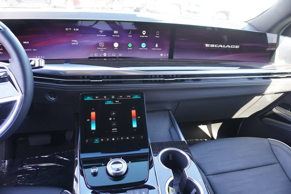 Used 2026 Cadillac Escalade Luxury RWD image 22