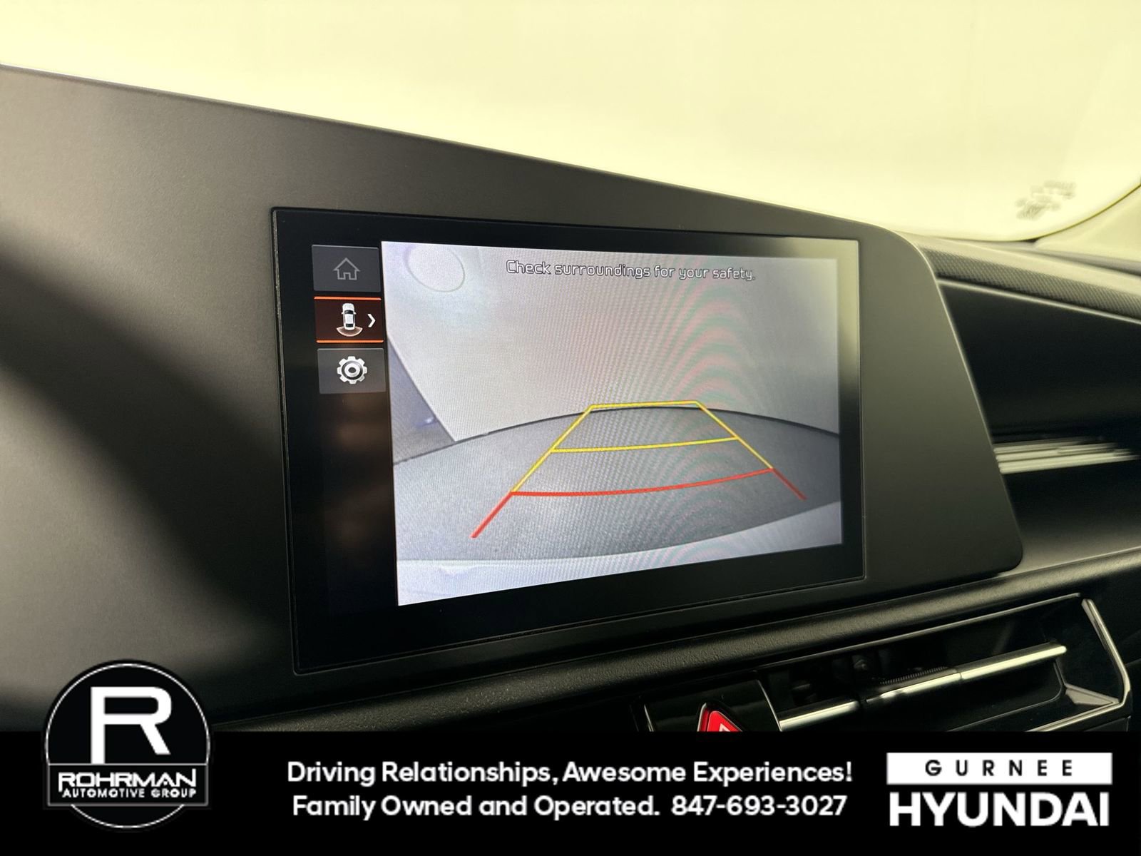 Used 2023 Kia Niro LX image 8