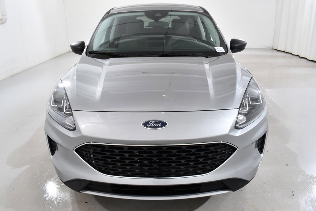 Used 2022 Ford Escape SE w/ Convenience Package image 3