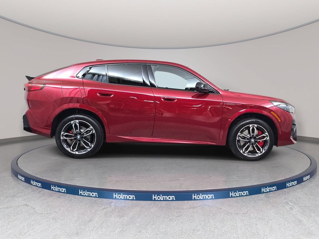 New 2026 BMW X2 xDrive28i w/ Technology Package AWD/4WD image 4