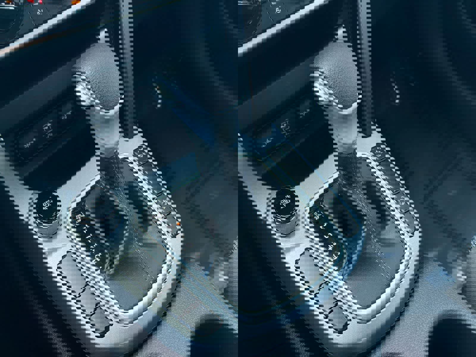 Used 2022 Kia Seltos LX image 32