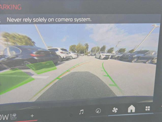 Used 2025 BMW X3 xDrive30i w/ Convenience Package image 12