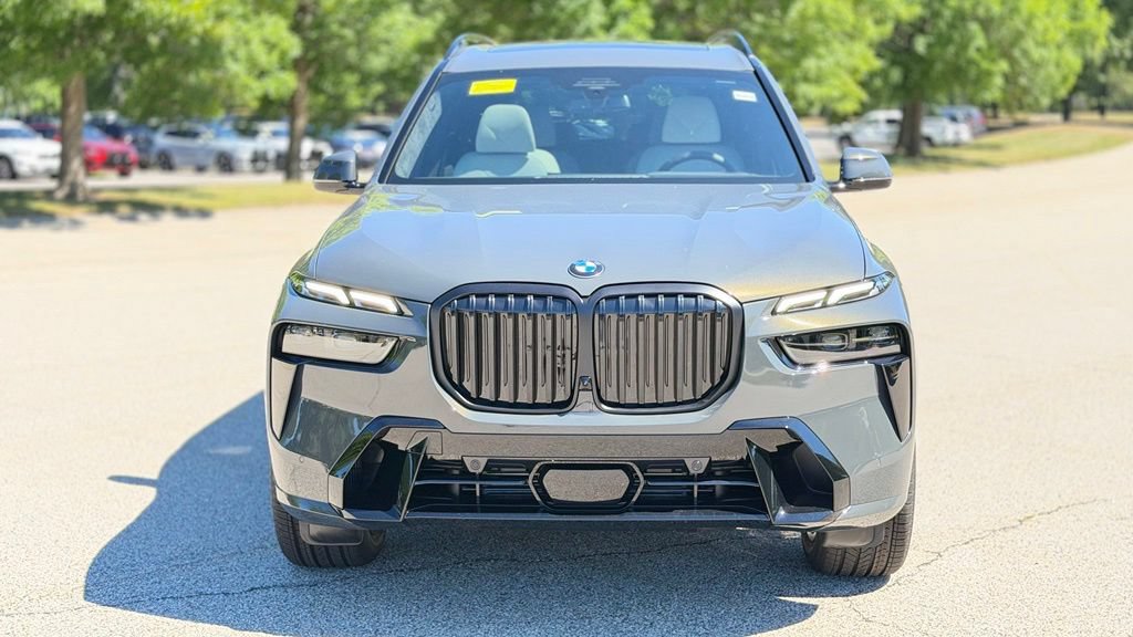 New 2027 BMW X7 xDrive40i w/ M Sport Package AWD/4WD image 11