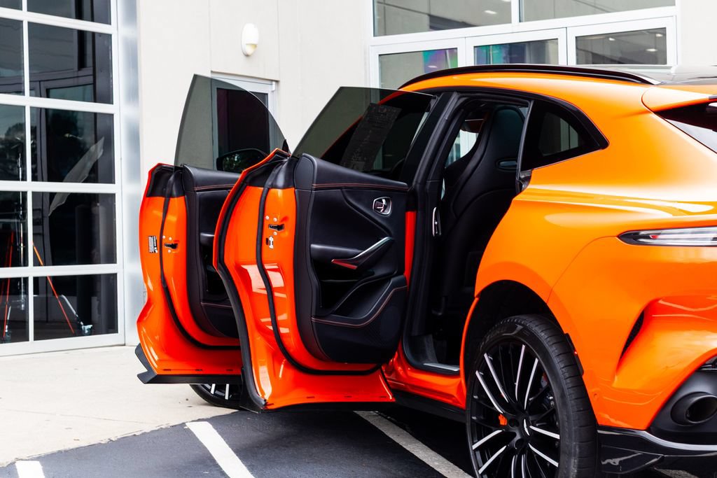 Used 2023 Aston Martin DBX 707 AWD/4WD image 19