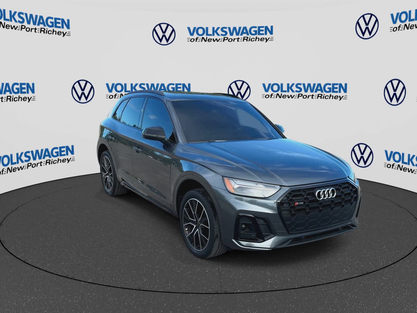 Used 2023 Audi SQ5 Premium Plus w/ Premium Plus Package AWD/4WD image 4