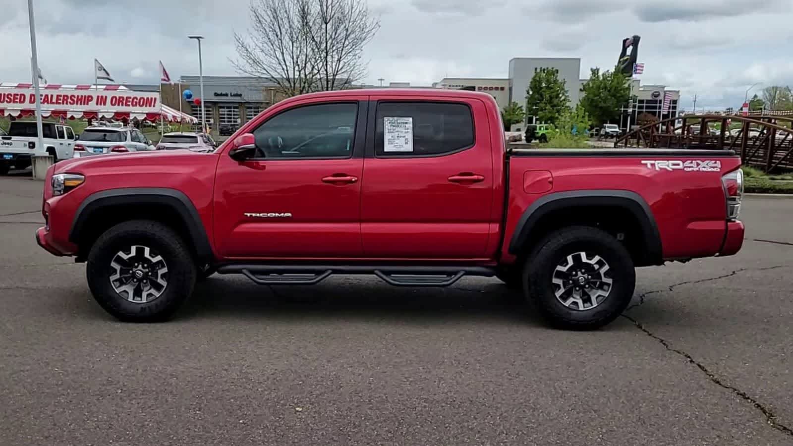 Used 2022 Toyota Tacoma TRD Off-Road w/ Technology Package image 5
