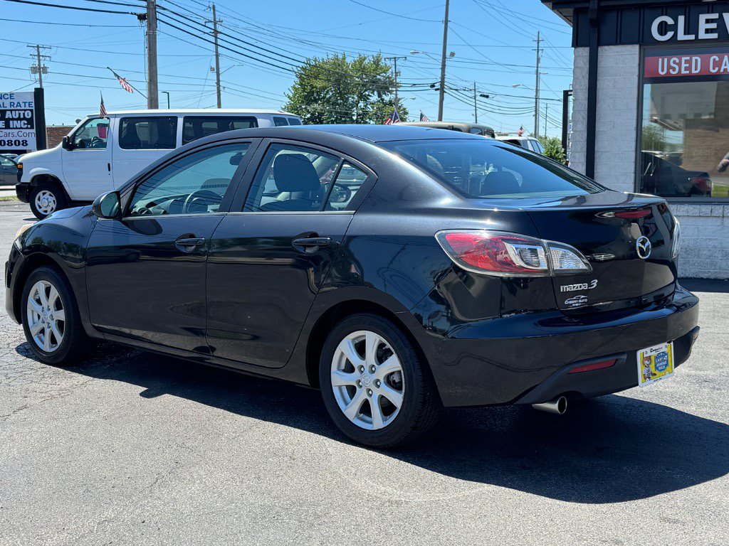 Used 2010 MAZDA MAZDA3 i Touring FWD image 7
