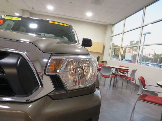 Used 2012 Toyota Tacoma PreRunner image 34