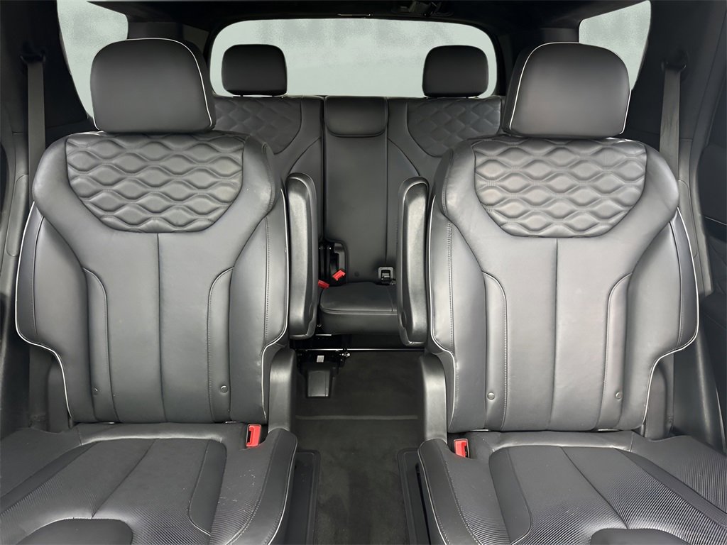 Used 2021 Hyundai Palisade Calligraphy image 13