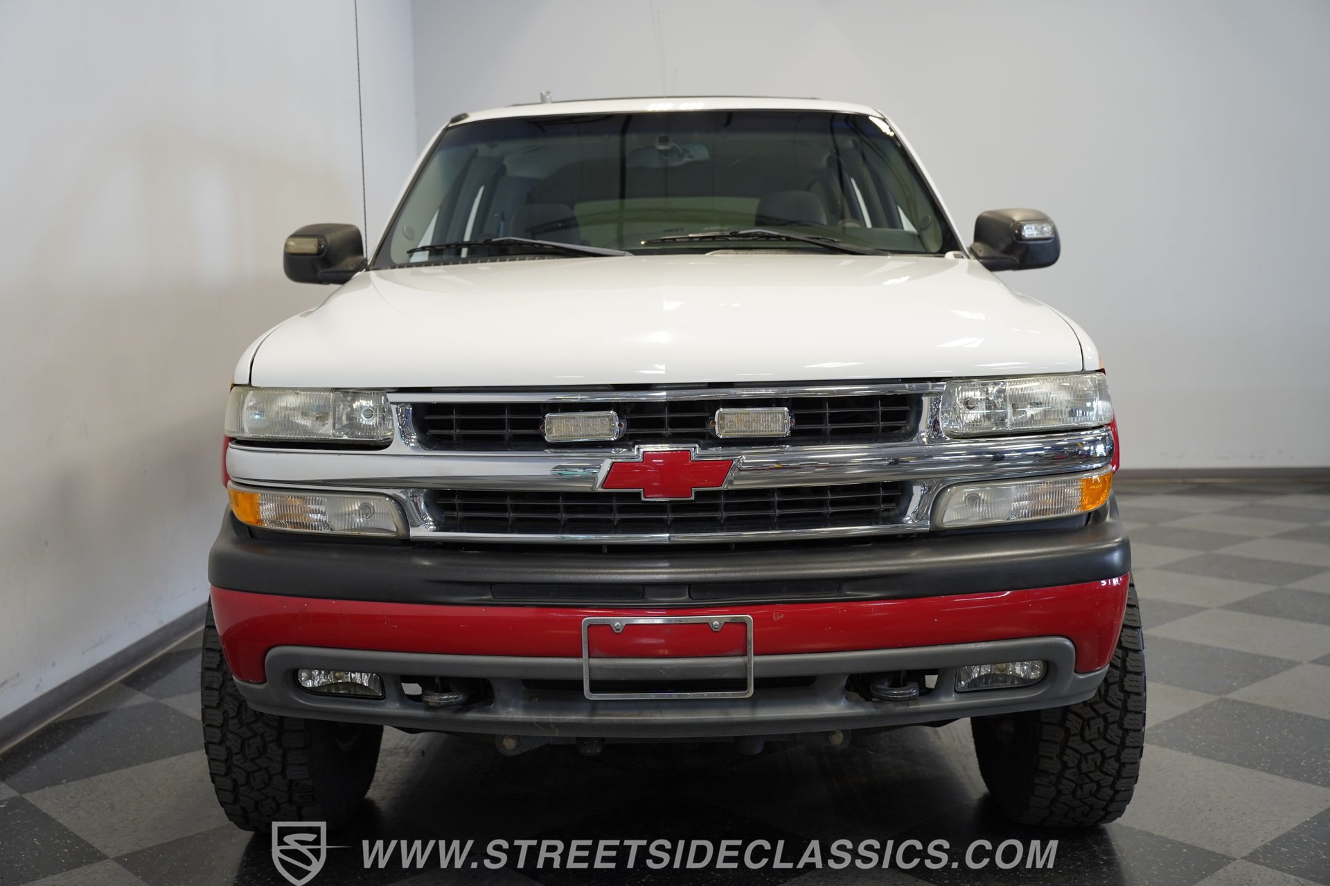 Used 2004 Chevrolet Suburban 2500 LS w/ Suspension Package, Autoride AWD/4WD image 18