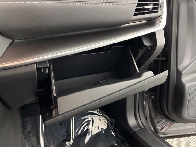 Certified 2026 Nissan Rogue SV FWD image 37
