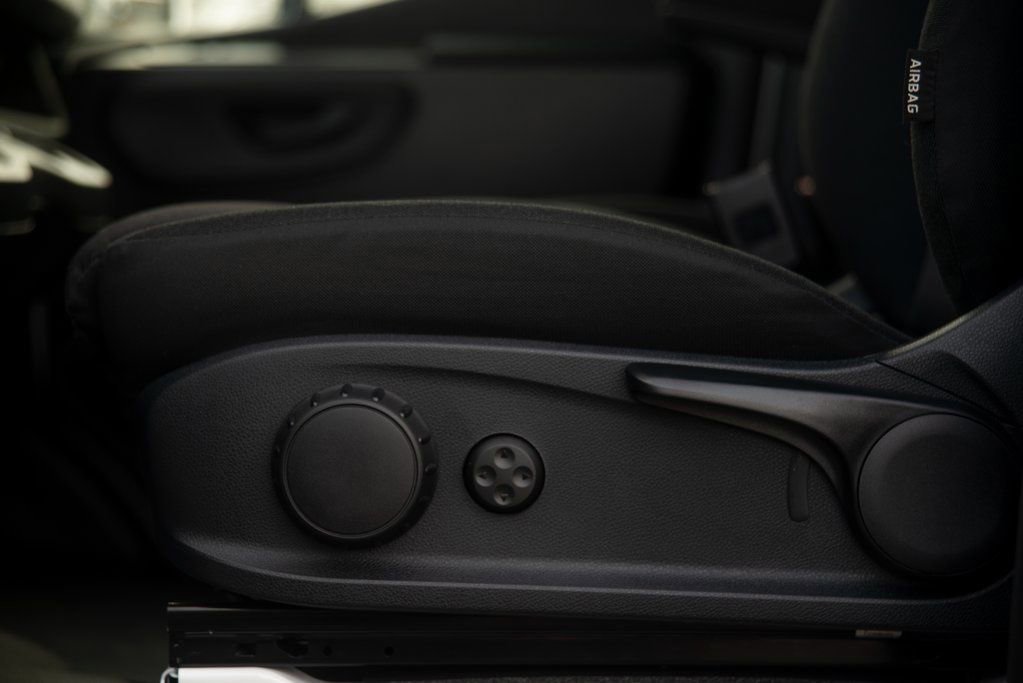 Used 2025 Mercedes-Benz Sprinter 2500 image 23