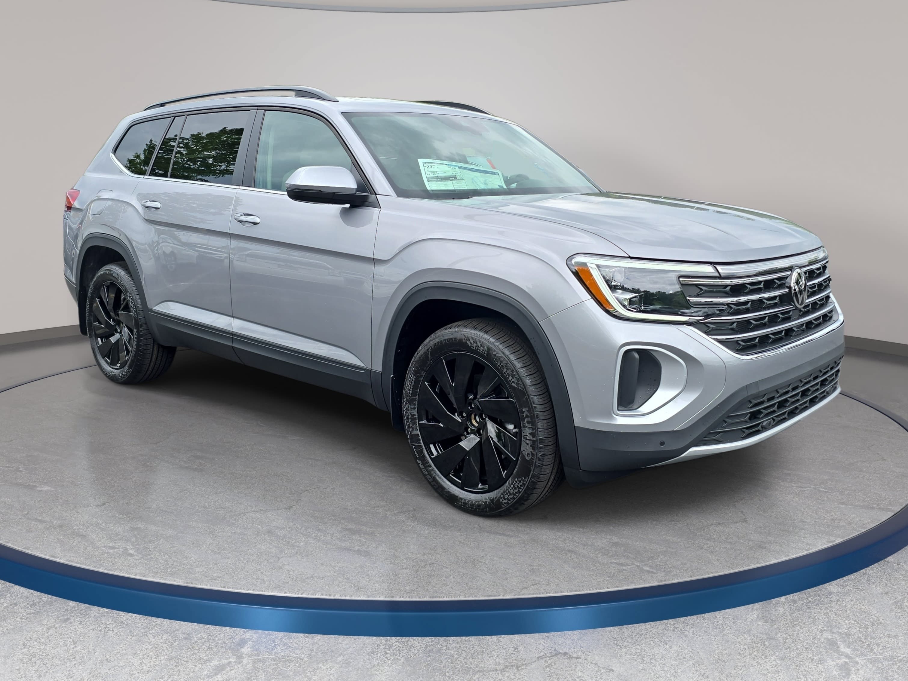 New 2026 Volkswagen Atlas SE FWD image 3