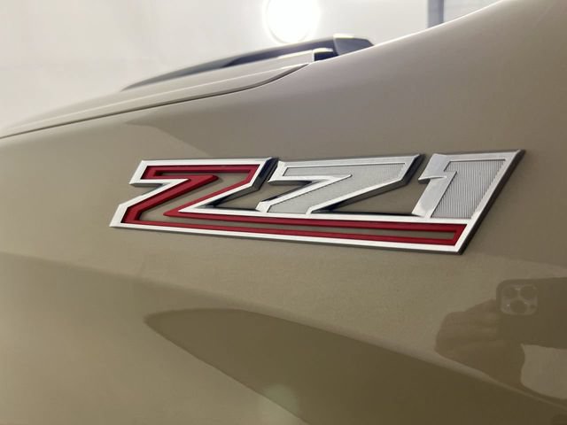 Used 2023 Chevrolet Silverado 1500 Custom Trail Boss AWD/4WD image 32