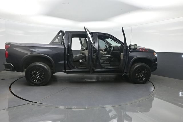 Used 2022 Chevrolet Silverado 1500 ZR2 w/ Technology Package AWD/4WD image 38