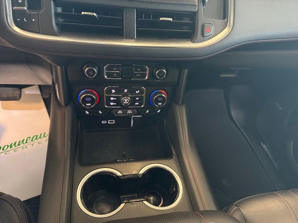 Used 2021 Chevrolet Suburban RST w/ Luxury Package AWD/4WD image 15