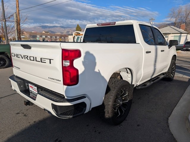 Used 2019 Chevrolet Silverado 1500 Custom w/ Custom Value Package image 4