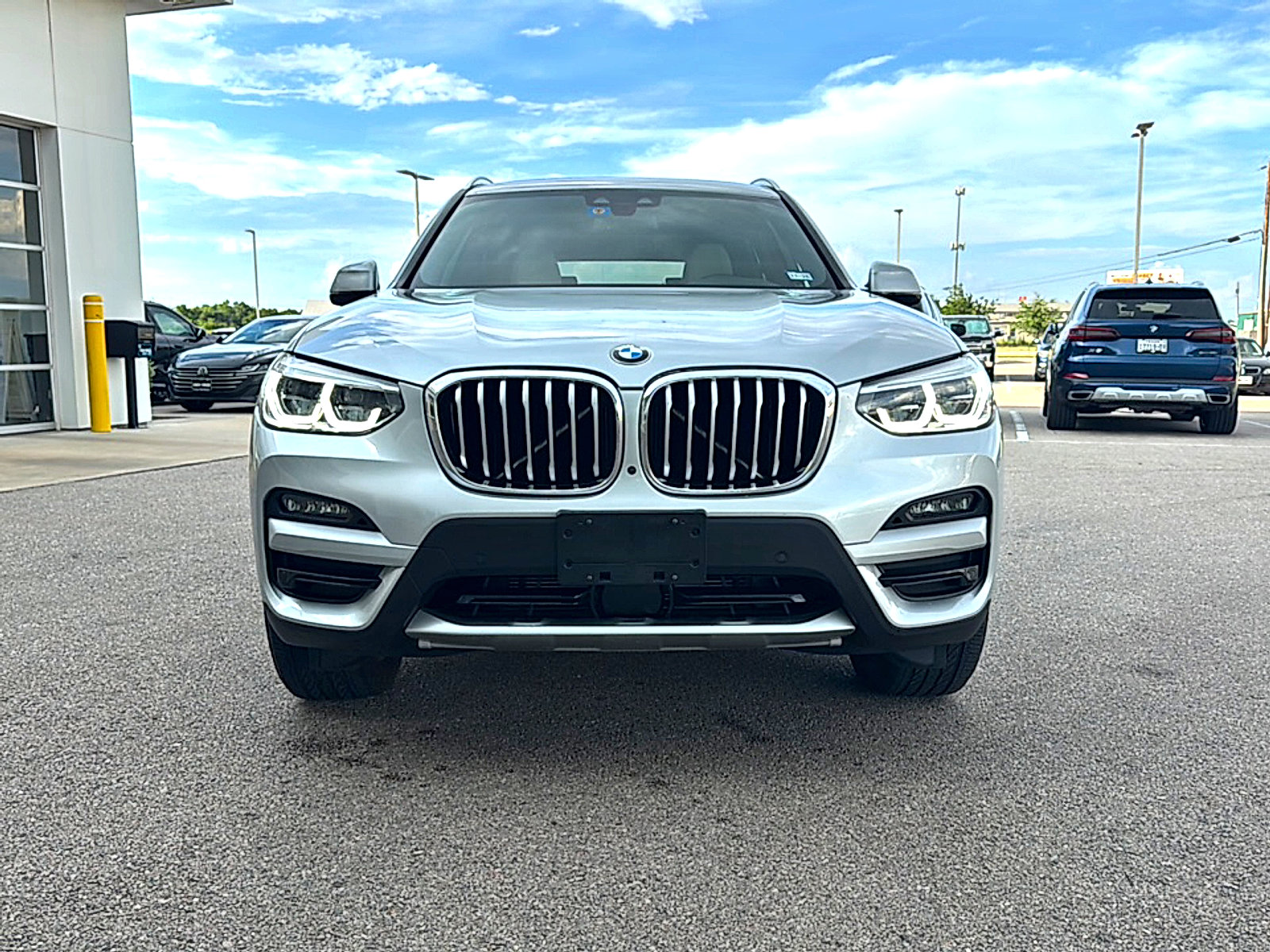 Used 2021 BMW X3 sDrive30i w/ Executive Package RWD image 2