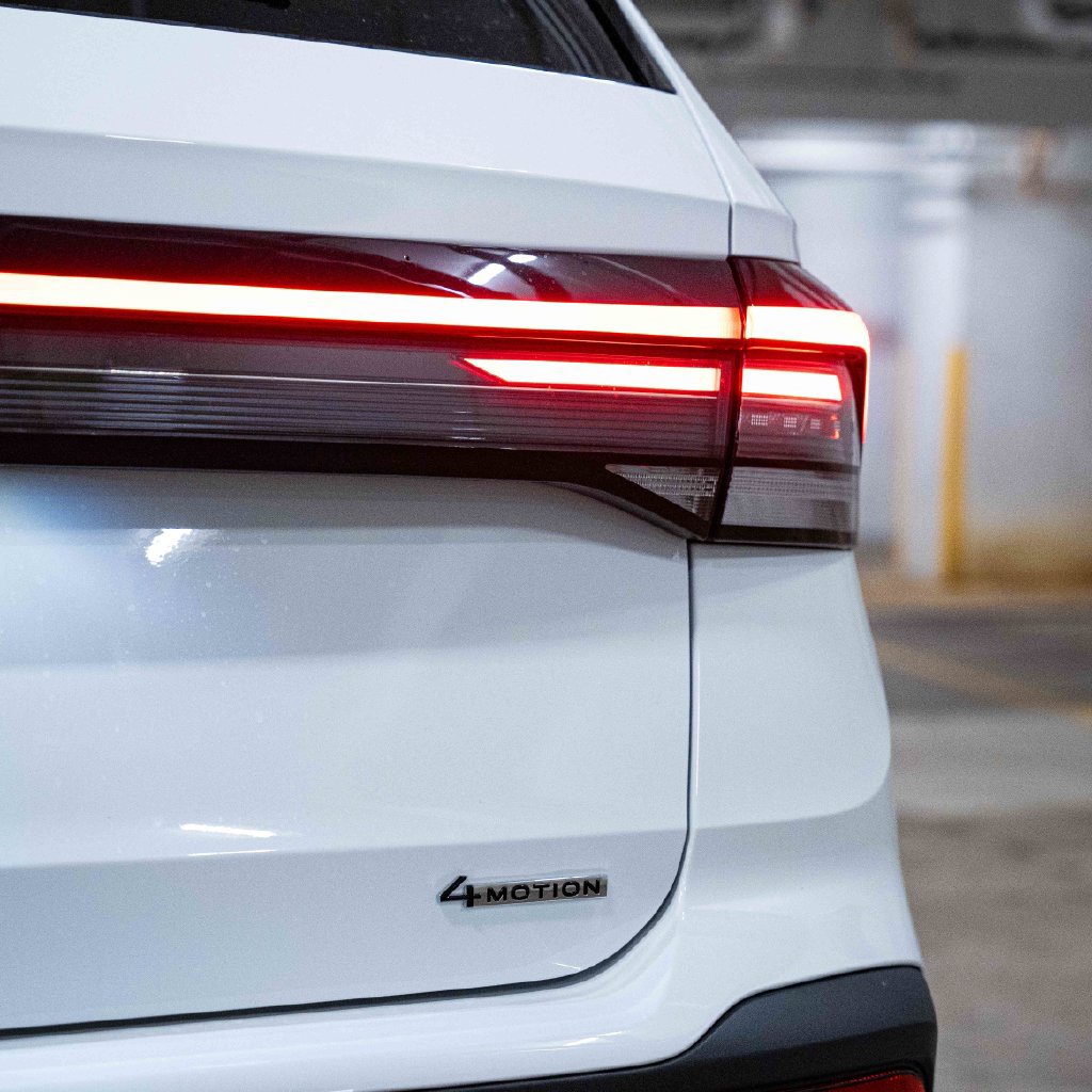 New 2027 Volkswagen Taos Sport AWD/4WD image 5