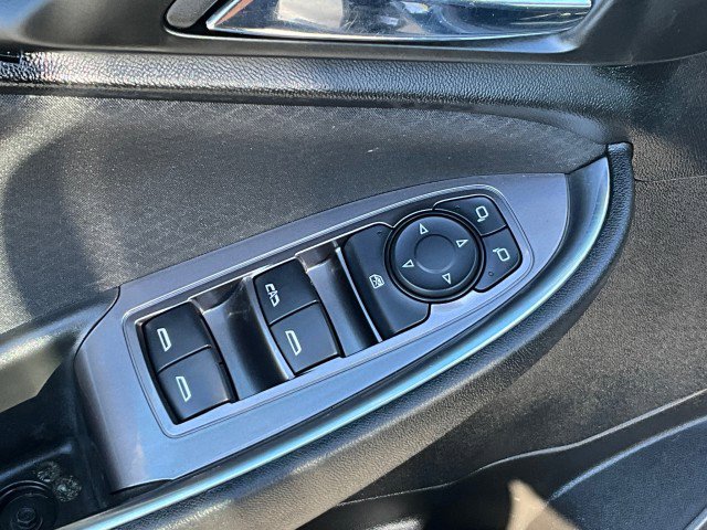 Used 2021 Chevrolet Malibu LT image 22