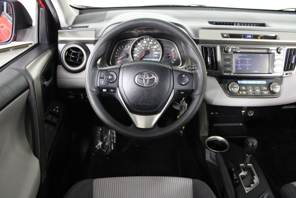 Used 2015 Toyota RAV4 XLE image 7