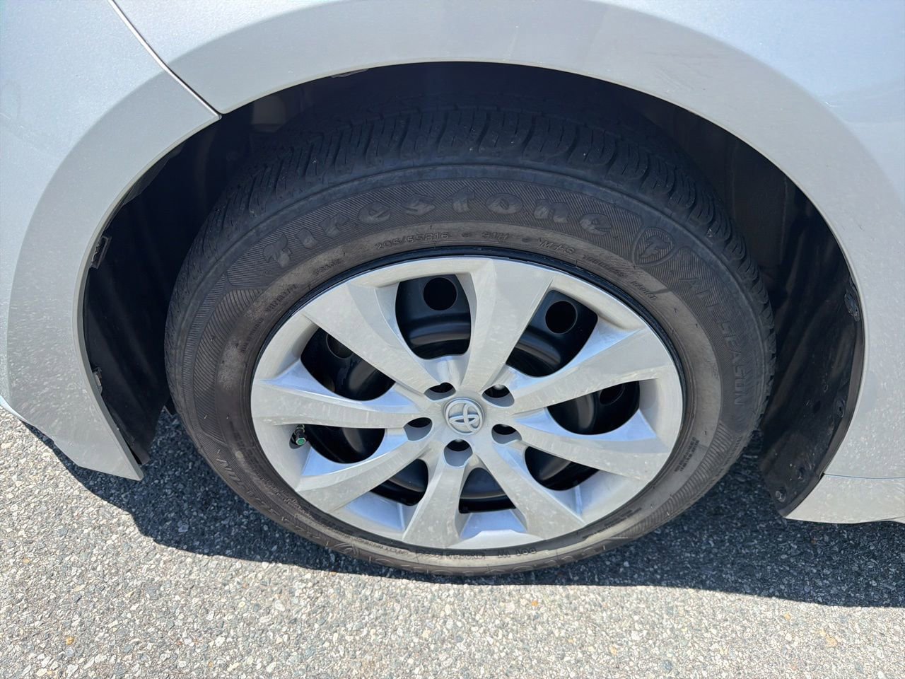 Used 2022 Toyota Corolla LE FWD image 11