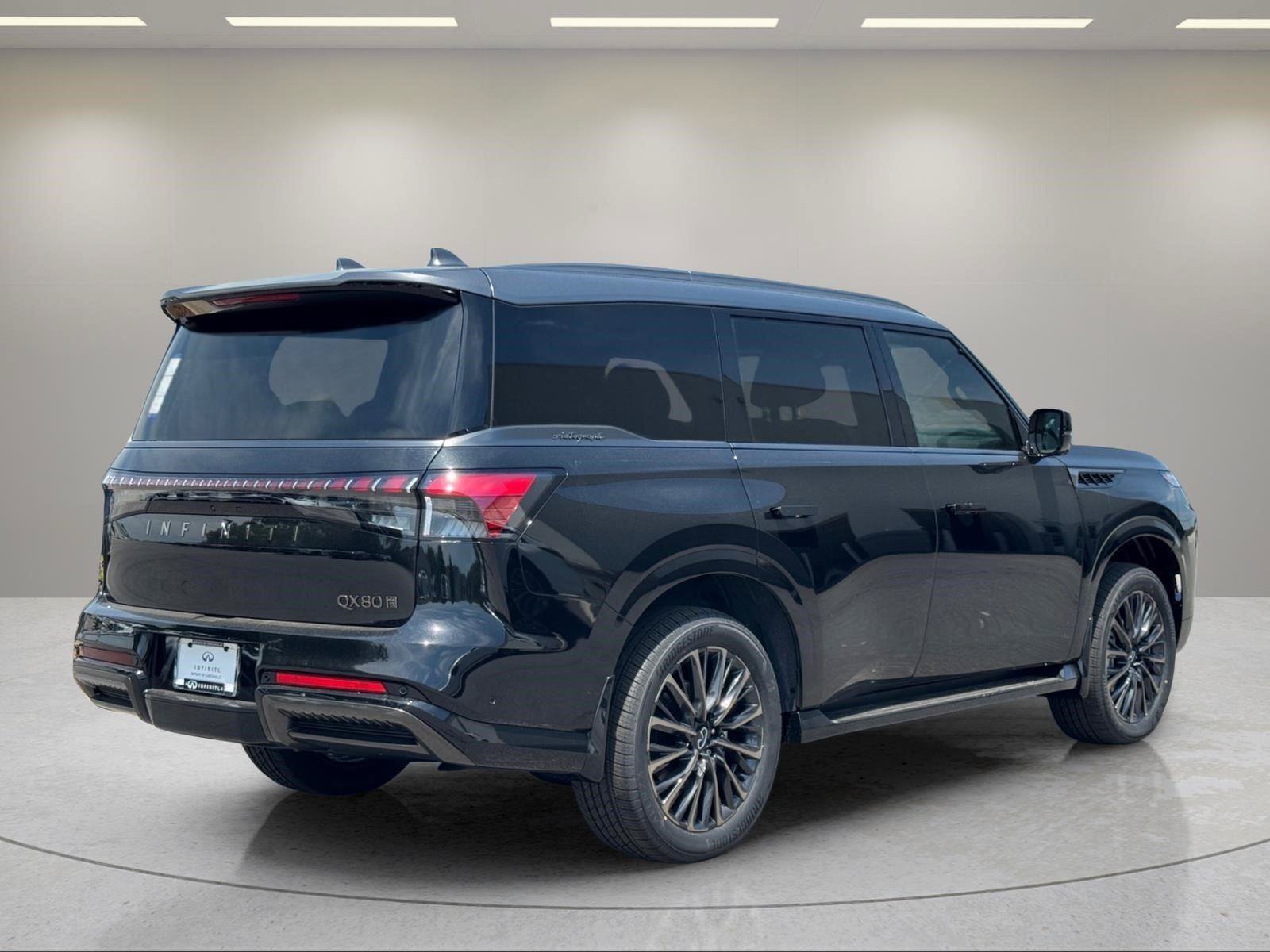 New 2026 INFINITI QX80 Autograph w/ Premium Cargo Package AWD/4WD image 6