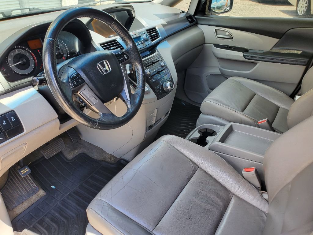 Used 2012 Honda Odyssey Touring Elite image 16