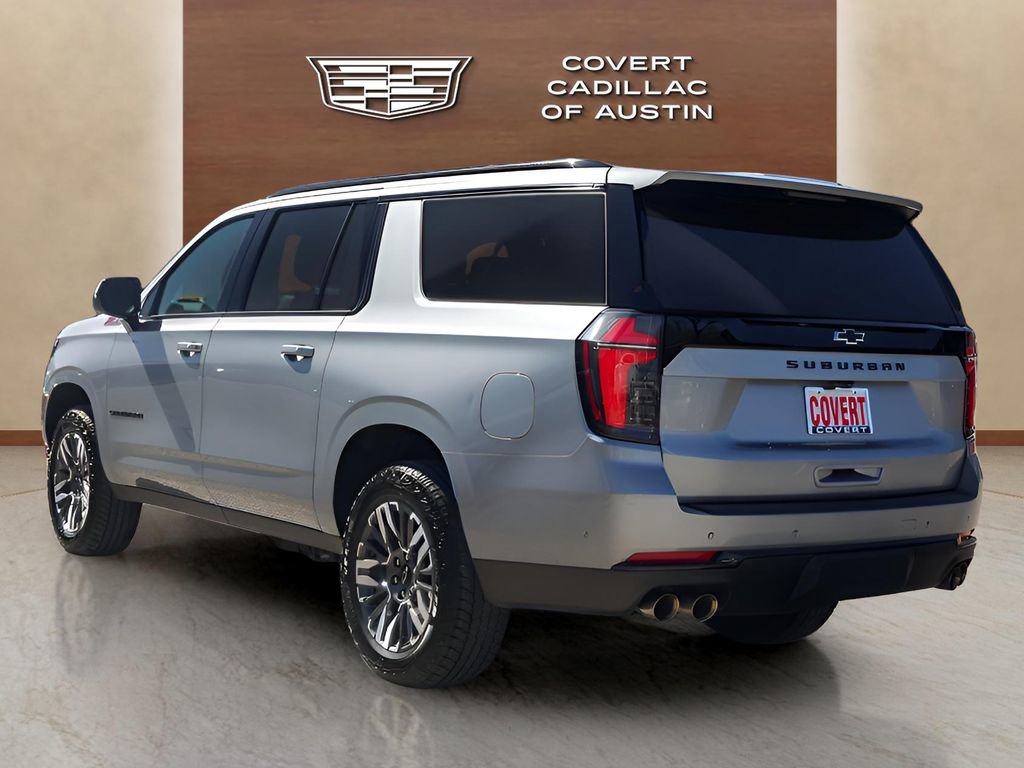 Used 2025 Chevrolet Suburban Z71 AWD/4WD image 3