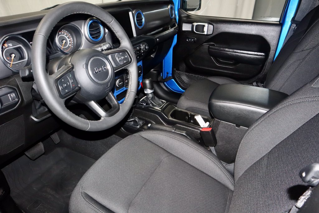 Used 2023 Jeep Gladiator Sport AWD/4WD image 23