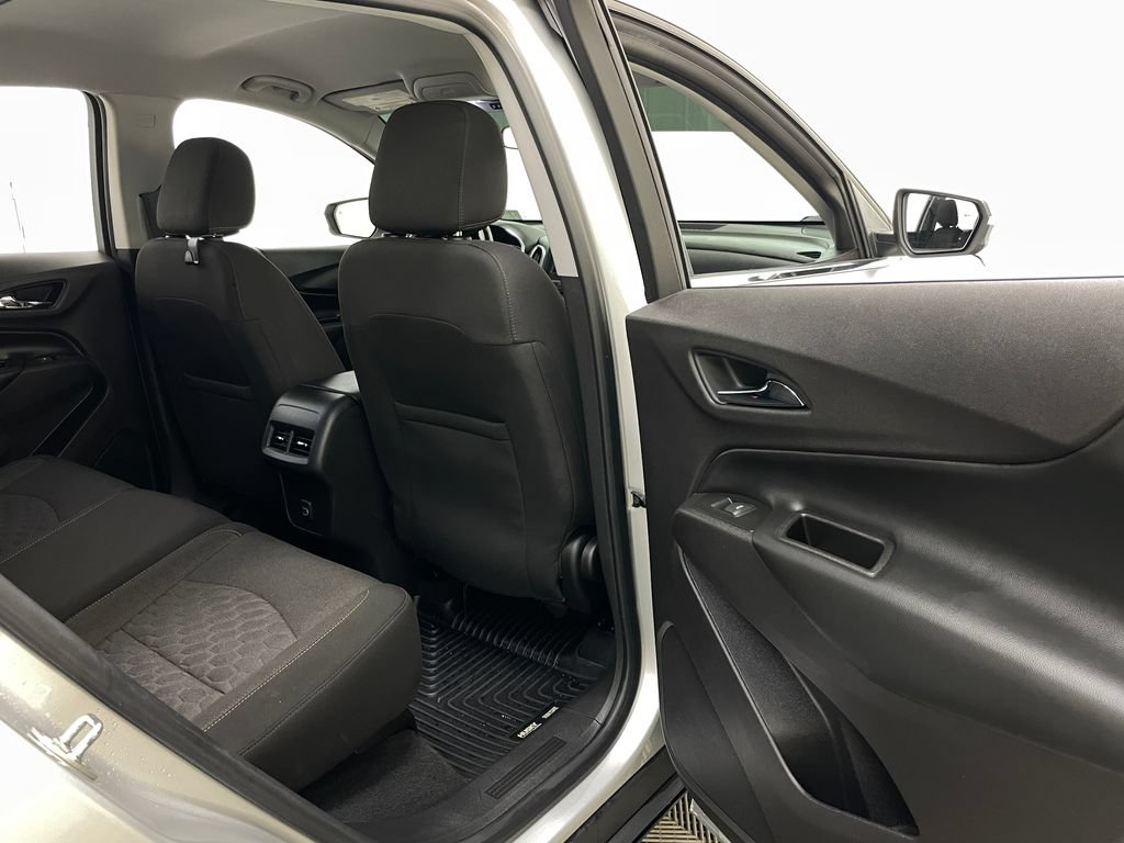Used 2019 Chevrolet Equinox LT AWD/4WD image 40