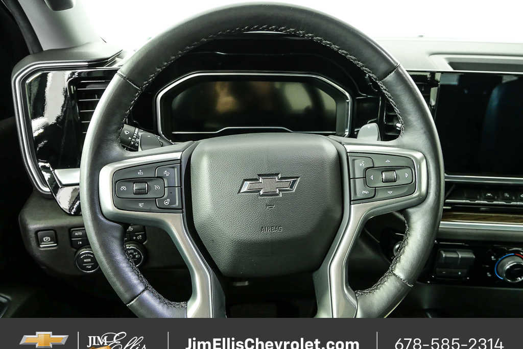 Used 2022 Chevrolet Silverado 1500 RST w/ Convenience Package II AWD/4WD image 10