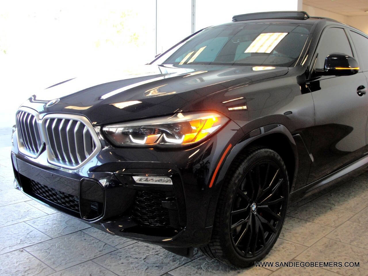 Used 2021 BMW X6 xDrive40i w/ M Sport Package image 9