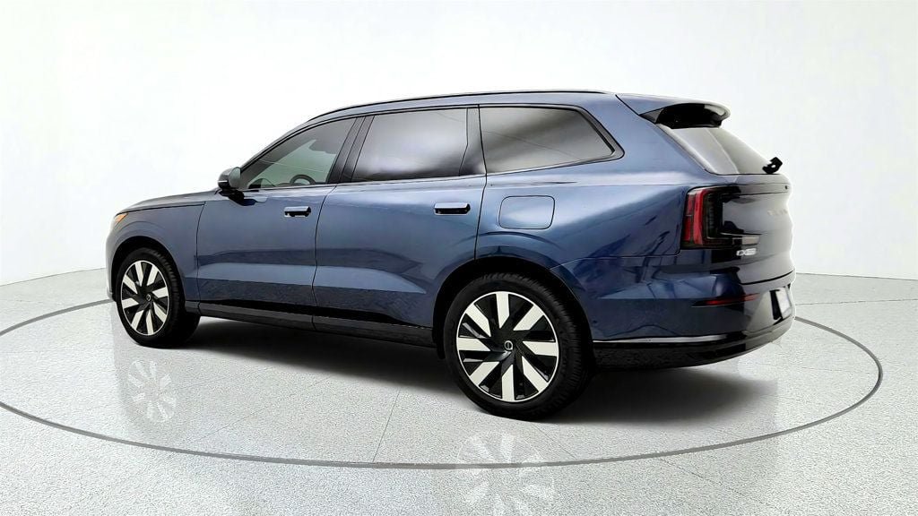 Used 2025 Volvo EX90 Plus AWD/4WD image 7