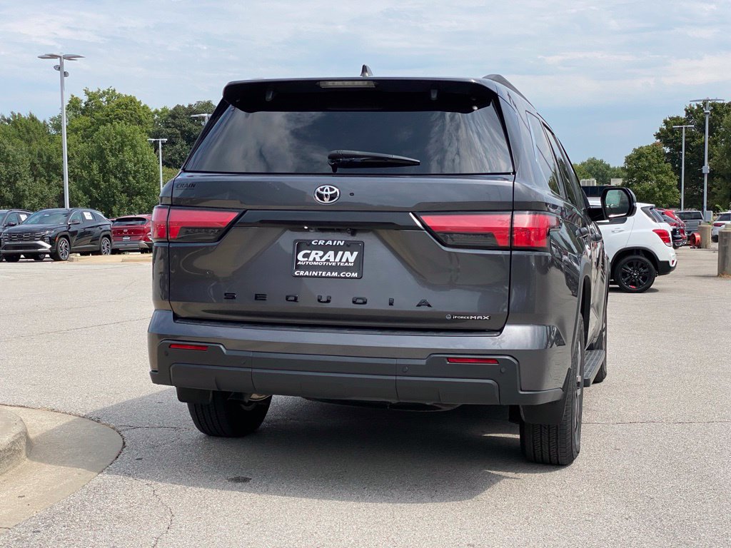 Used 2025 Toyota Sequoia SR5 AWD/4WD image 8