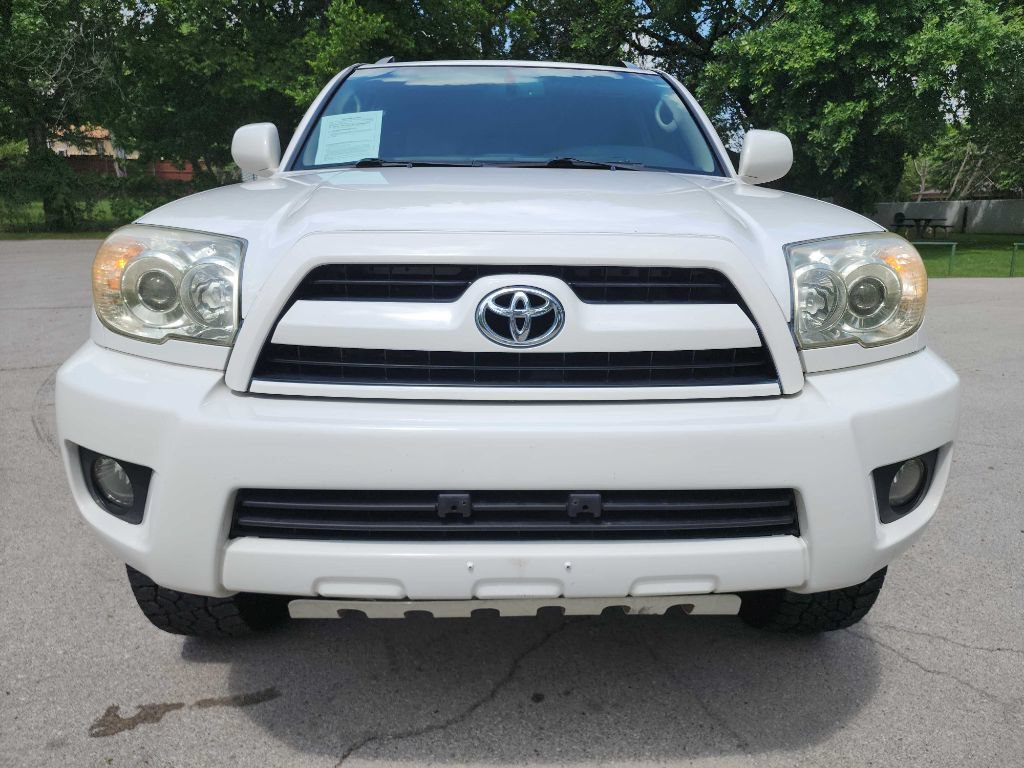 Used 2009 Toyota 4Runner Limited AWD/4WD image 2