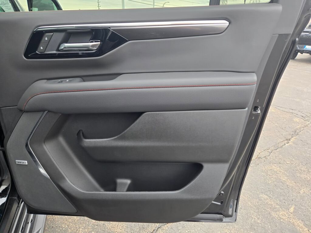 New 2026 Chevrolet Suburban RST w/ Comfort Package image 11