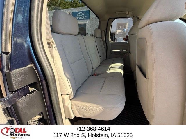 Used 2007 Chevrolet Silverado 1500 LT w/ 1LT Convenience Package AWD/4WD image 11