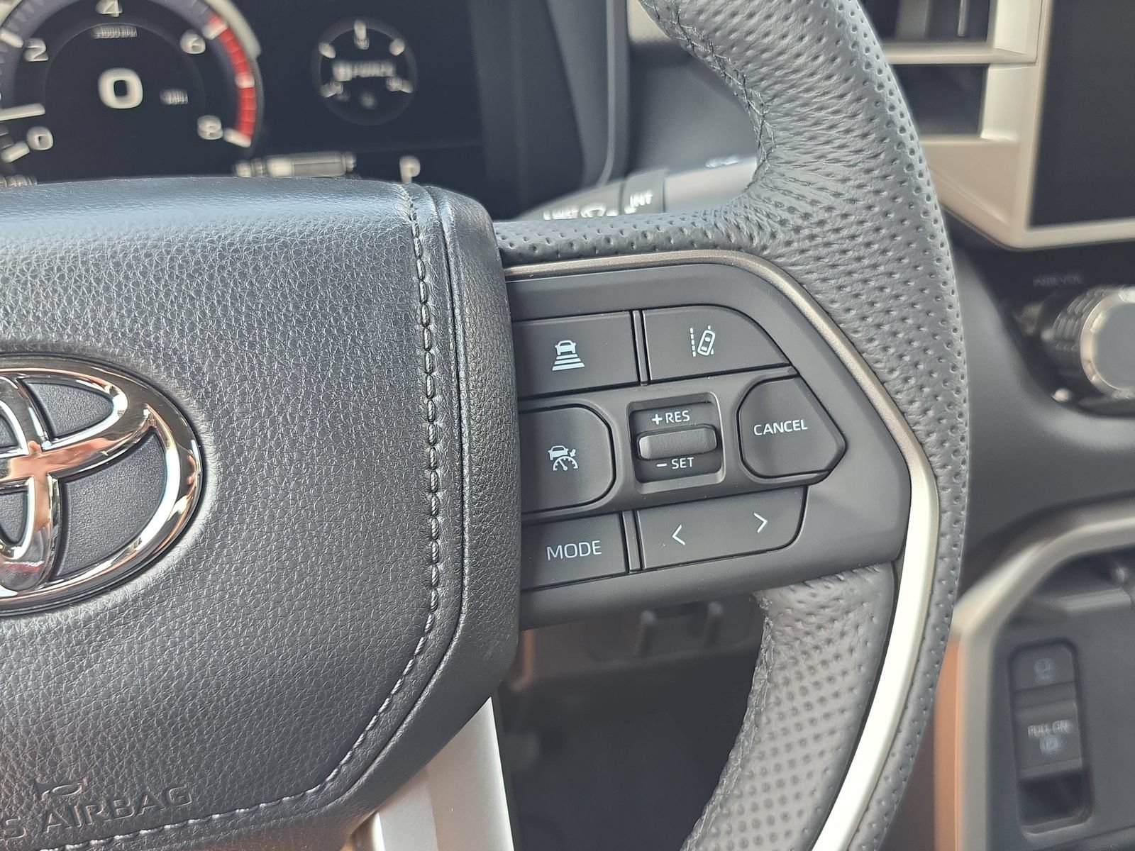 New 2026 Toyota Tundra Limited AWD/4WD image 14