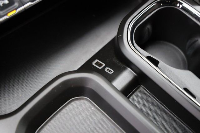 Certified 2025 GMC Sierra 3500 AT4 w/ Technology Package image 19