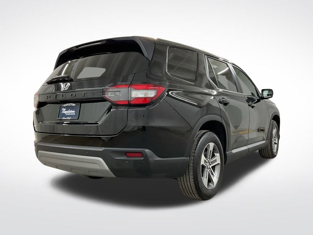 Used 2024 Honda Pilot EX-L image 2