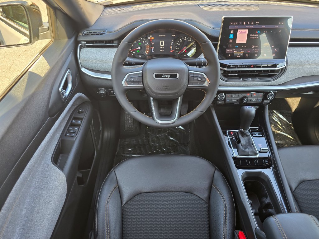New 2026 Jeep Compass Latitude AWD/4WD image 29
