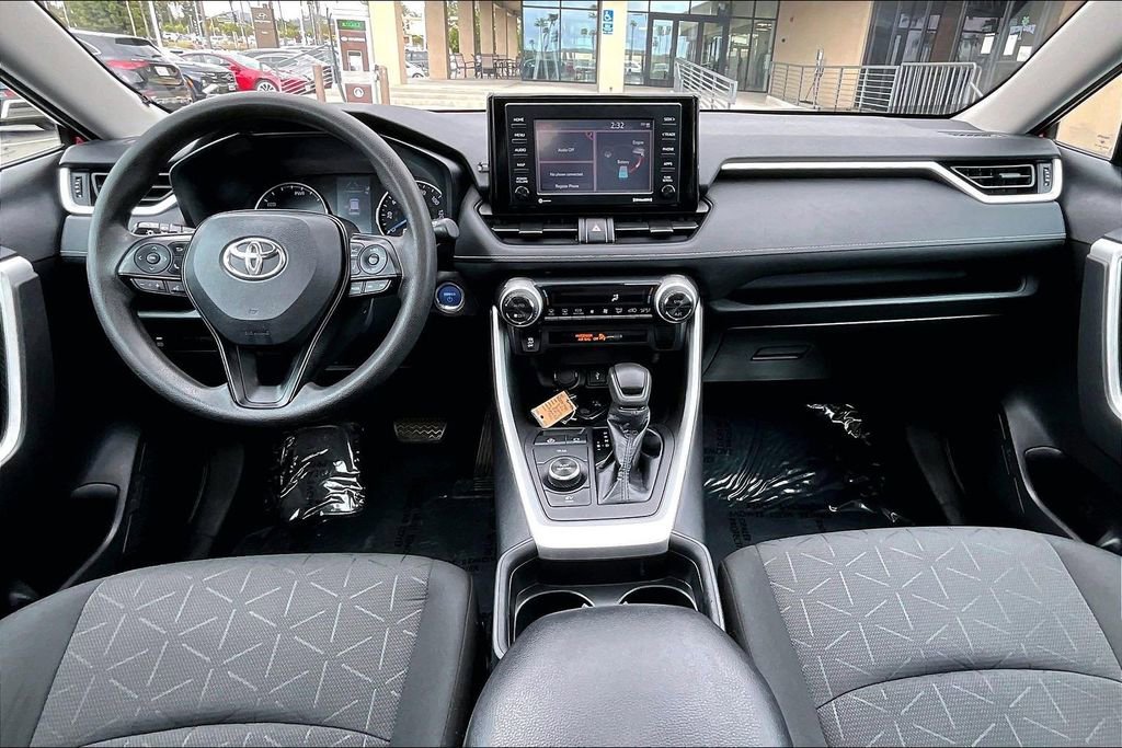 Used 2021 Toyota RAV4 XLE w/ Convenience Package AWD/4WD image 11