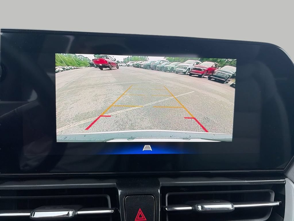 New 2026 Chevrolet TrailBlazer LT w/ LT Cold Weather Package FWD image 18