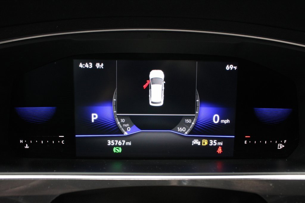 Used 2022 Volkswagen Tiguan S image 31